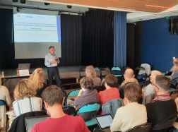 Keynote "L’élaboration d’une base de connaissances commune en éducation et l’amélioration continue des systèmes éducatifs" Alain Desrochers